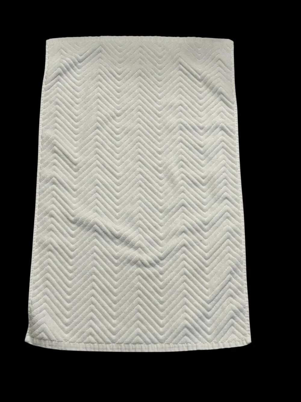 Pottery Barn White Chevron Bath Towel Set Bath Hand Washcloth Soft Textured